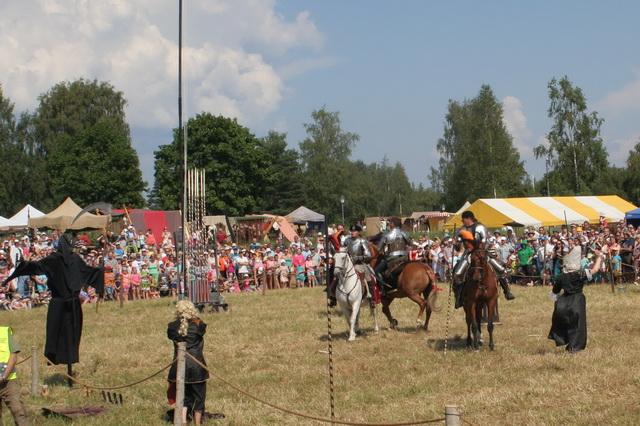 Középkori vigasságok Hollolában