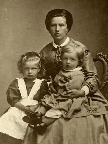 Maria Sibelius gyermekeivel