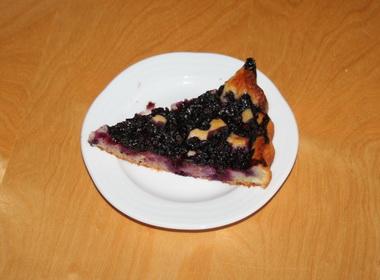 Fekete áfonyás pite, mustikkapiirakka